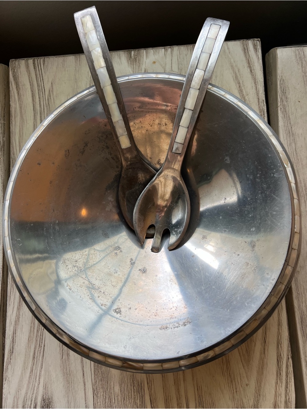 Towle Mother of Pearl Aluminum Salad Bowl w/ Servers Vintage 11” - Picture 2 of 7